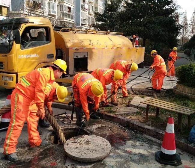 新竹镇市政管道清淤